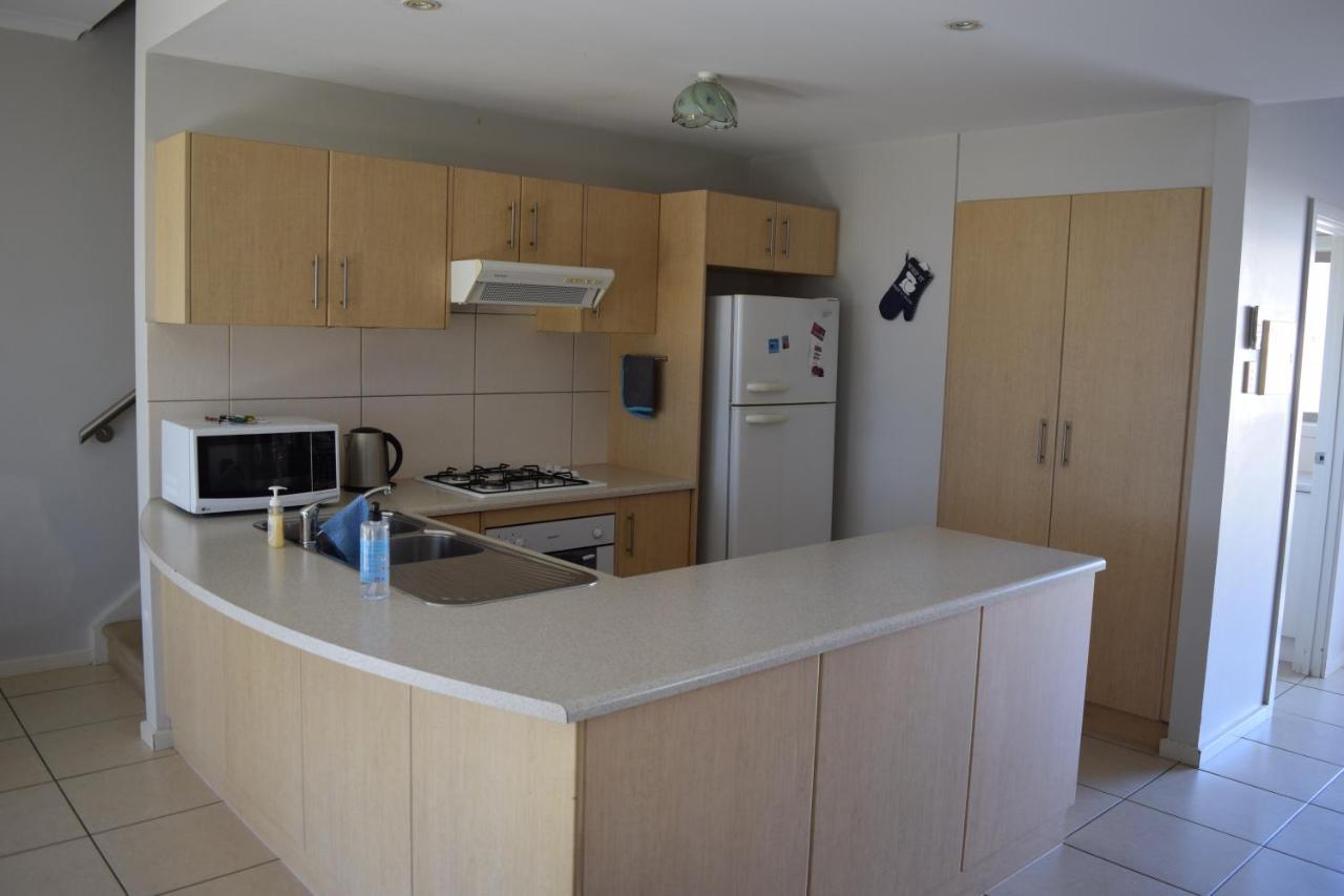 Christies Seahorse Holiday Townhouses Port Noarlunga Buitenkant foto